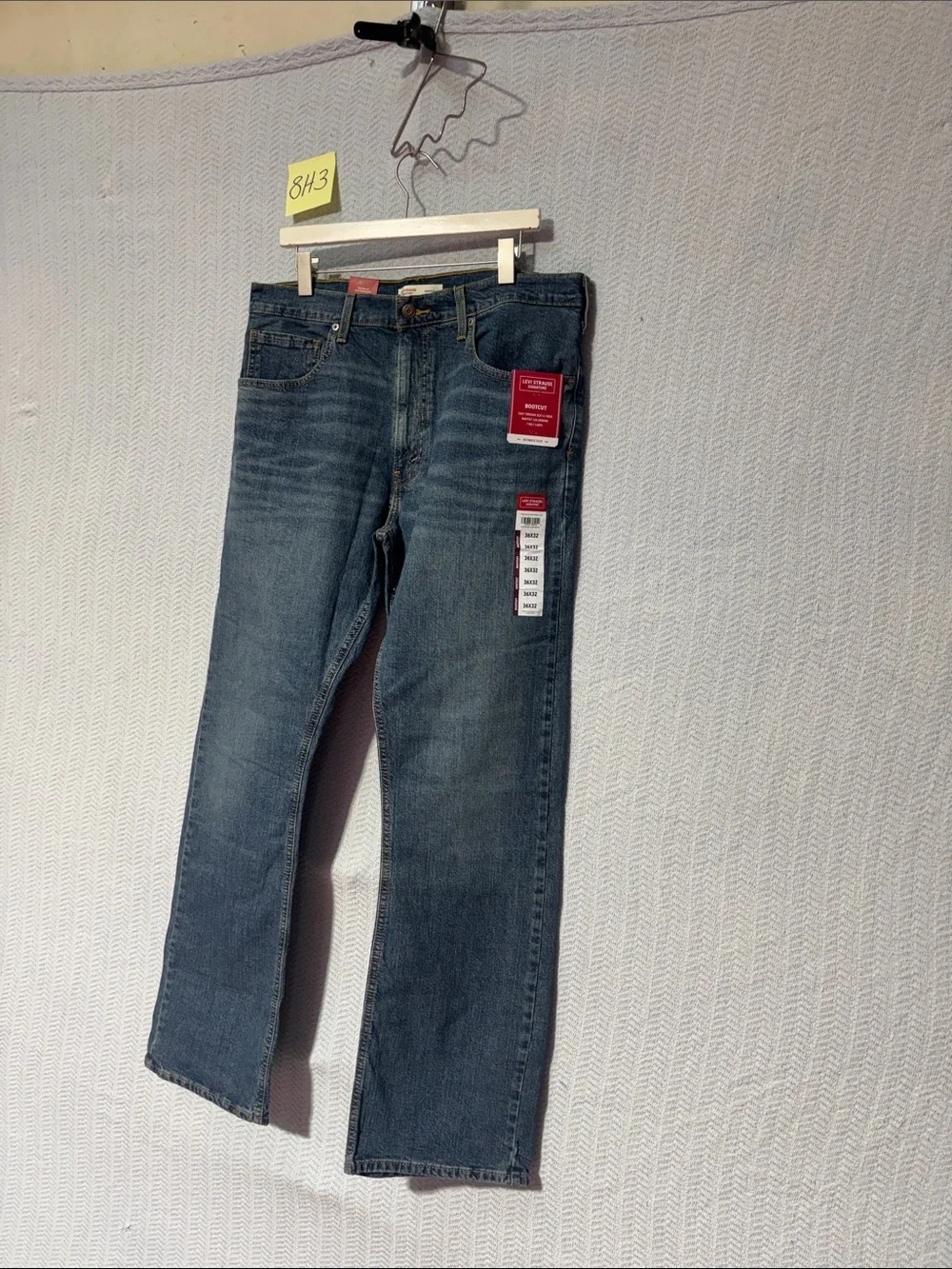 Levi Strauss 36x32 bootcut jeans